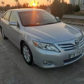 Toyota Camry 2010