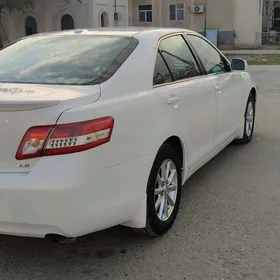 Toyota Camry 2011