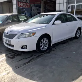 Toyota Camry 2011