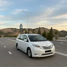 Toyota Sienna 2016