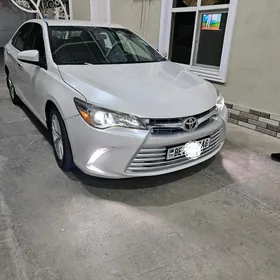 Toyota Camry 2017