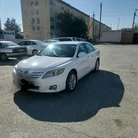 Toyota Camry 2011