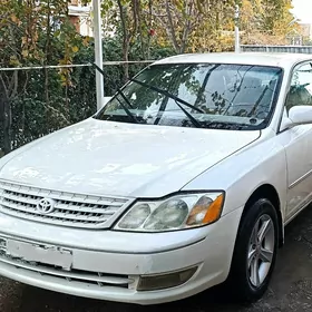 Toyota Avalon 2004