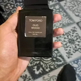 Parfumeriya Tom ford Oud wood