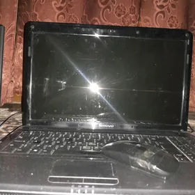 noutbuk Lenovo