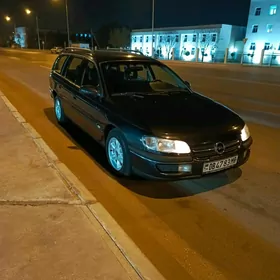 Opel Omega 1995