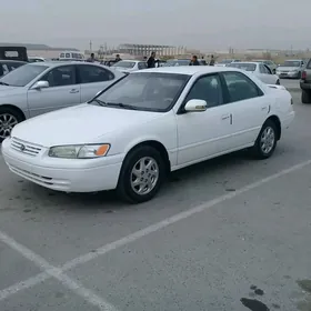 Toyota Camry 1998