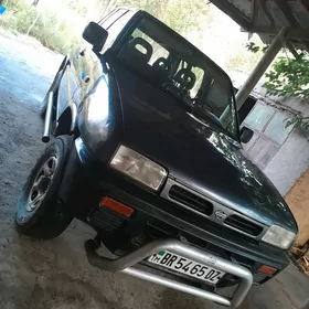 Nissan Terrano 1994