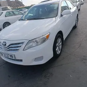 Toyota Camry 2010