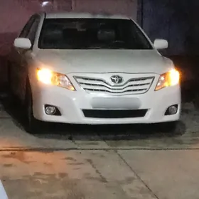 Toyota Camry 2010