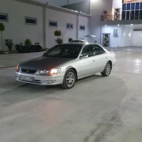 Toyota Camry 2000