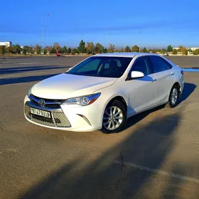 Toyota Camry 2016