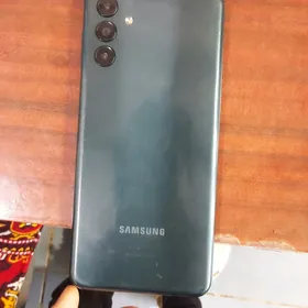 Samsung a04 s