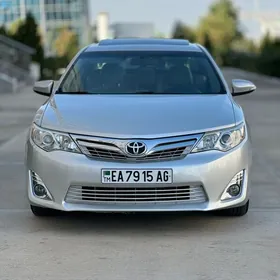 Toyota Camry 2012