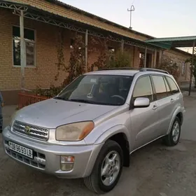 Toyota RAV4 2001