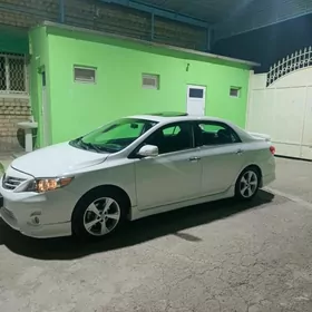 Toyota Corolla 2011