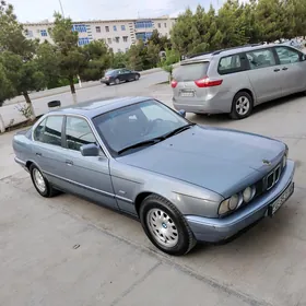 BMW 525 1989