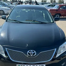 Toyota Camry 2011