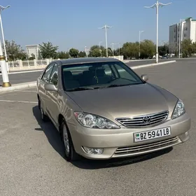 Toyota Camry 2004