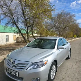 Toyota Camry 2011