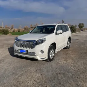 Toyota Land Cruiser Prado 2013