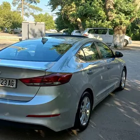 Hyundai Elantra 2017