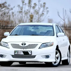 Toyota Camry 2010