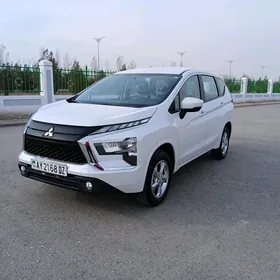 Mitsubishi Xpander 2024