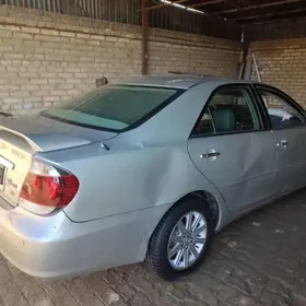 Toyota Camry 2003