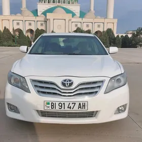 Toyota Camry 2010