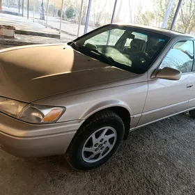 Toyota Camry 1997