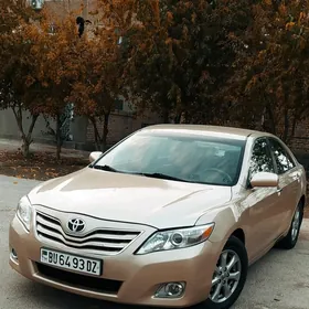 Toyota Camry 2011