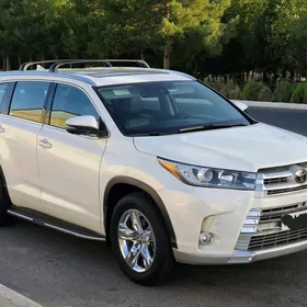 Toyota Highlander 2017