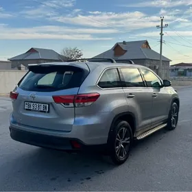 Toyota Highlander 2019