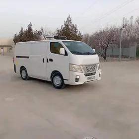 Nissan Urvan 2018