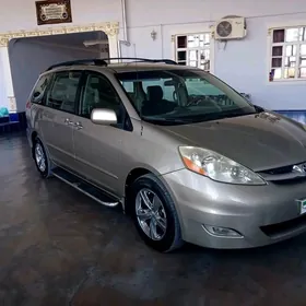 Toyota Sienna 2007