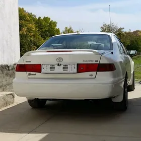 Toyota Camry 1999