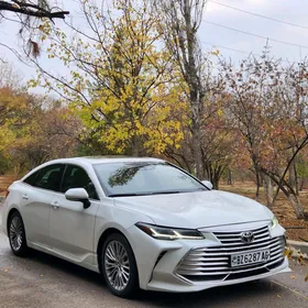 Toyota Avalon 2019