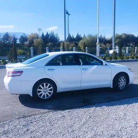 Toyota Camry 2010