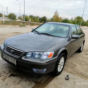 Toyota Camry 2000