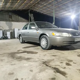 Toyota Camry 1998