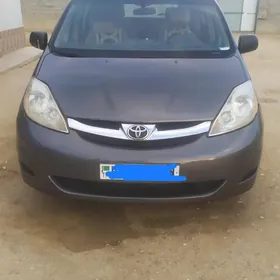 Toyota Sienna 2006