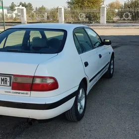 Toyota Carina 1995