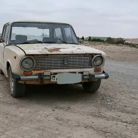 Lada 2104 1983