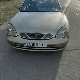 Daewoo Nubira 2000