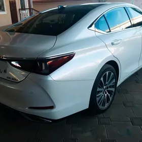 Lexus ES 350 2019