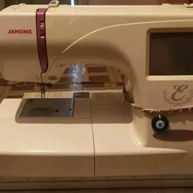 kompýuter janome350e