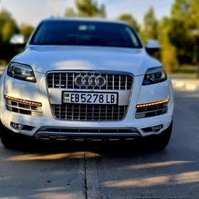 Audi Q7 2012