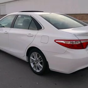 Toyota Camry 2017