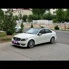 Mercedes-Benz C350 2009